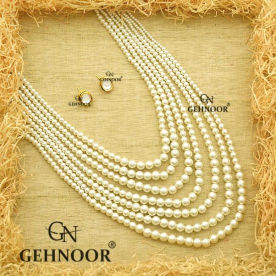HIMANI WHITE NECKLACE