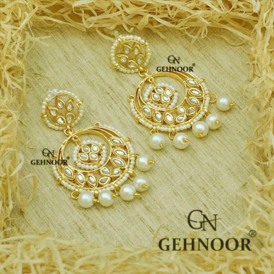DEEPALI WHITE EARRINGS