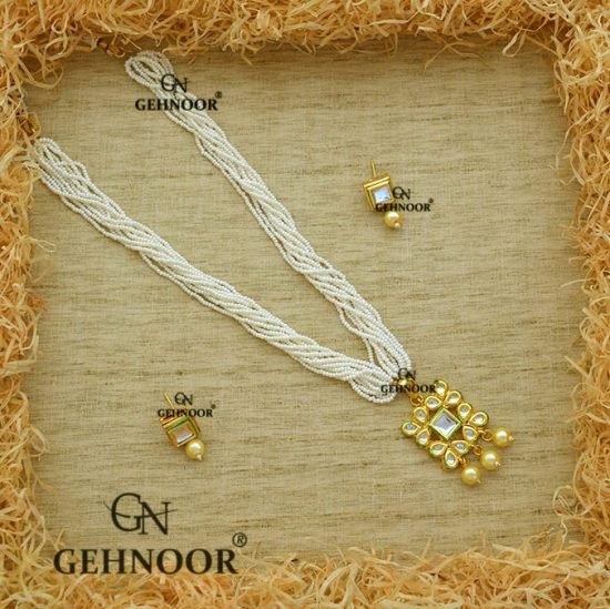 PANKHI CREAM NECKLACE