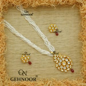 KAJAL MAROON NECKLACE