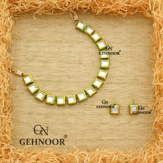 TANIKA GREEN NECKLACE