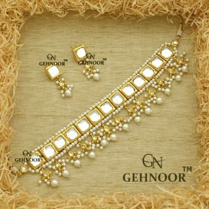 PRAMIKA WHITE NECKLACE