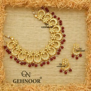 EVANI MAROON NECKLACE