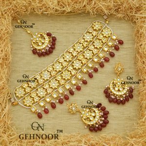 PRAMADA MAROON NECKLACE