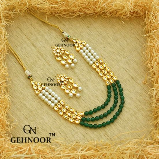 AROHI GREEN NECKLACE