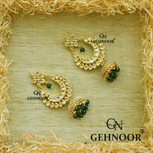 EKANSHI GREEN EARRINGS