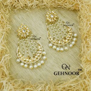 UDANTIKA WHITE EARRINGS