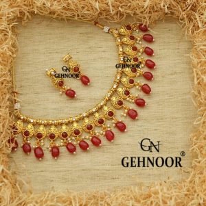 VANYA MAROON NECKLACE