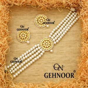 MADHURA WHITE NECKLACE