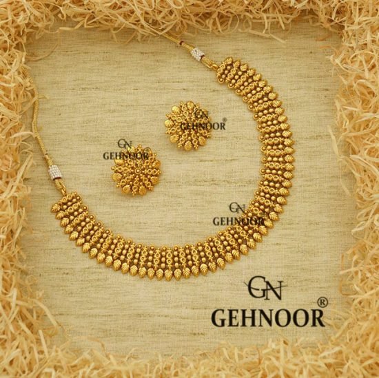 SHENALI GOLDEN NECKLACE