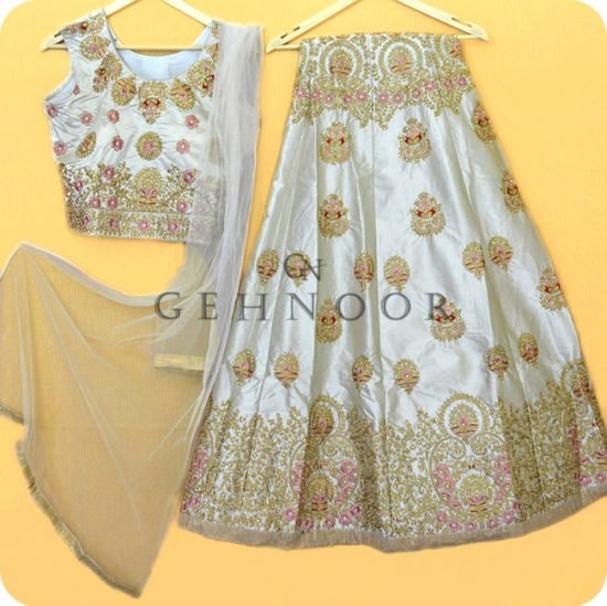 NAITEE WHITE LEHENGA