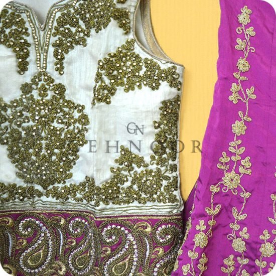 HEMANI PURPLE AND CREAM LEHENGA - Image 2