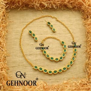 ANGELIKA GREEN NECKLACE