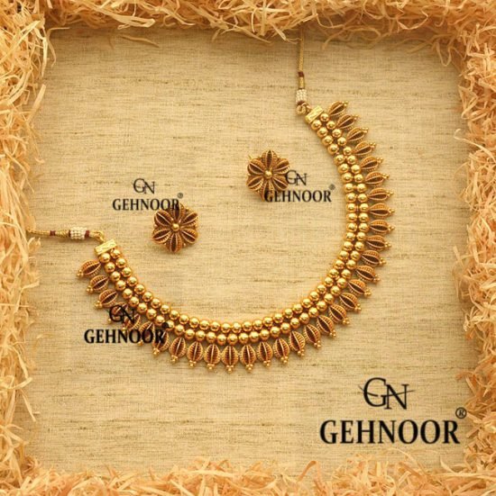 QANIMA NECKLACE
